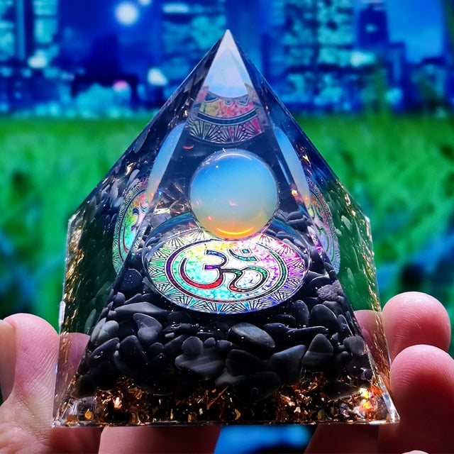 KanDamNatural stone amethyst crystalEnergy Generator Orgone Pyramid for E-Energy Protection Healing meditation orgonite crystal chakra
